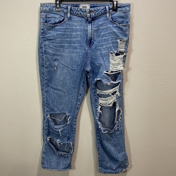 Paige Noella destroyed cropped jeans in jayleene wash - Picture 1 of 10